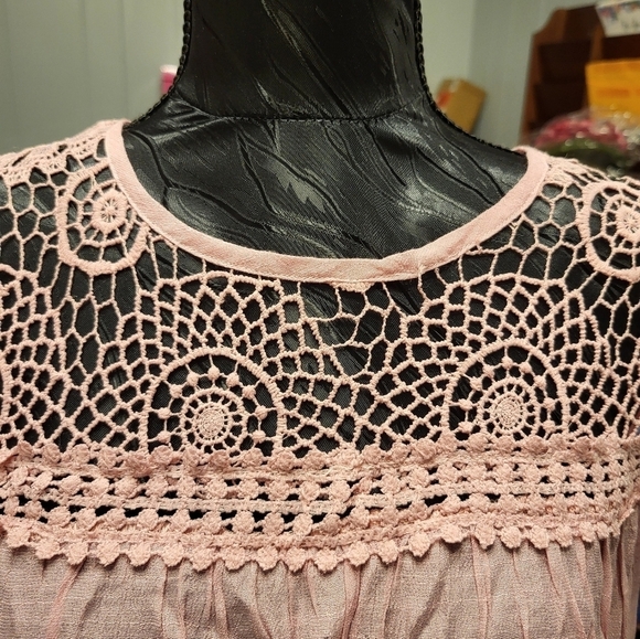 Forgotten Grace Small Top rose color NWT RN 93682 - Picture 4 of 11